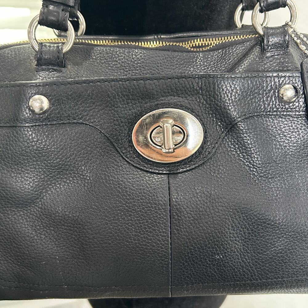 Coach Turnlock Penelope black leather Satchel Bag F16529 - Picture 4 of 7